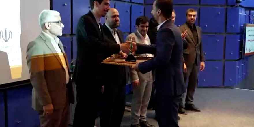 دریافت جایزه بهره وری انرژی توسط شرکت پلیمر آریاساسول