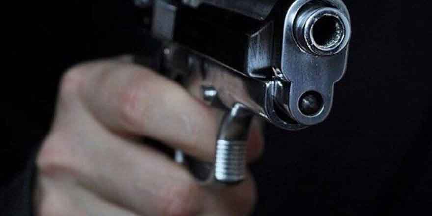 نیروی گشت حراست شرکت نفت و گاز مارون در پی اصابت گلوله از سوی سارقان مسلح کشته شد