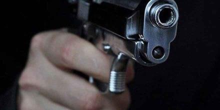 نیروی گشت حراست شرکت نفت و گاز مارون در پی اصابت گلوله از سوی سارقان مسلح کشته شد