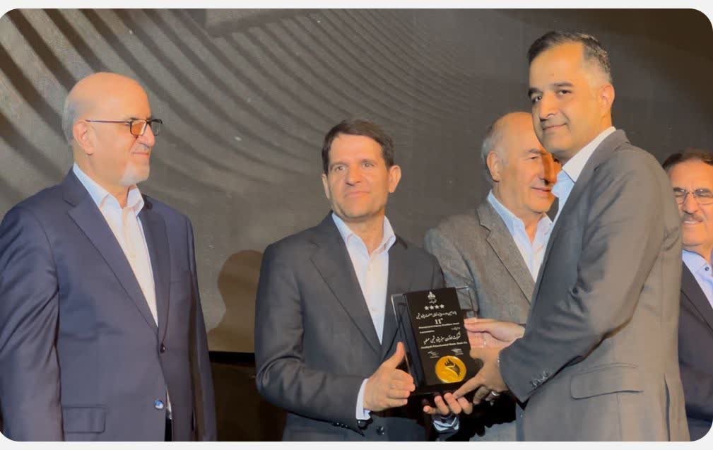 کسب تقدیرنامه چهار ستاره توسط مخازن سبز پتروشیمی عسلویه در یازدهمین دوره جایزه تعالی صنعت پتروشیمی