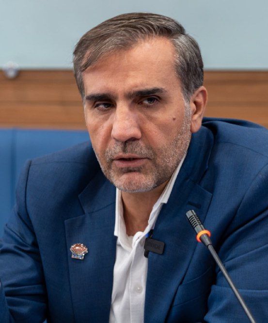 محمود فخرایی مدیر عامل پتروشیمی آپادانا شد