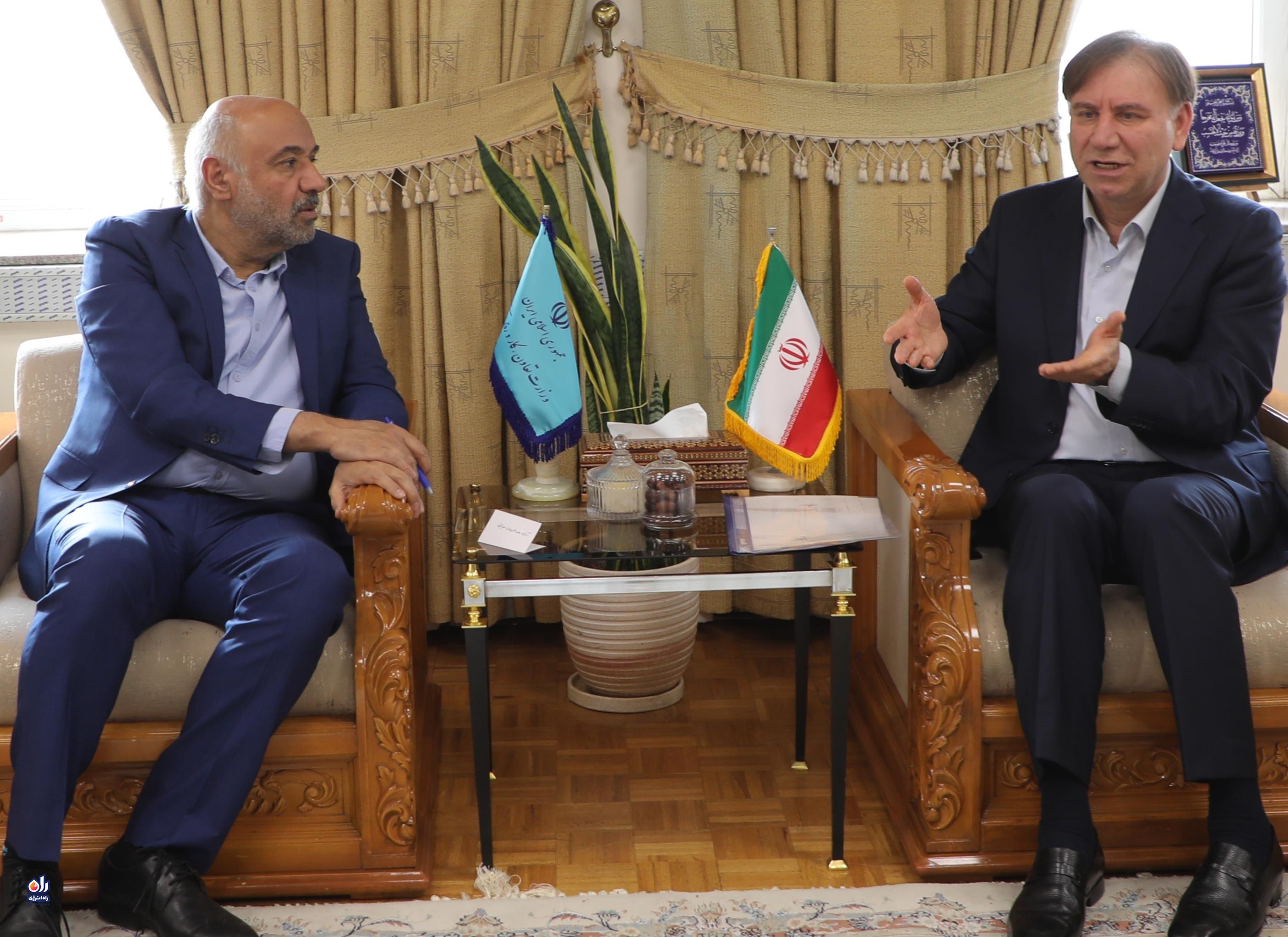 موافقت وزیر کار با انتقال حساب پتروشیمی جم به بانک توسعه تعاون استان بوشهر