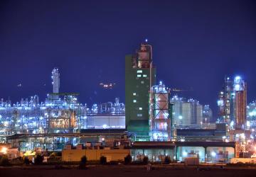 در اقدامی عجیب؛ دادگاه تجدیدنظر محکومیت ۸۷۲ میلیون دلاری پتروشیمی مهر به پتروشیمی جم را باطل کرد