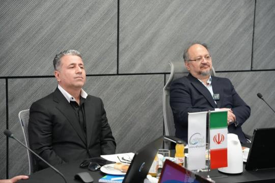 دستورات راهگشای شریعتمداری،مدیرعامل هلدینگ خلیج فارس در پتروشیمی آپادانا: