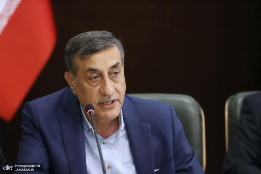 زمزمه افزایش قیمت بنزین
